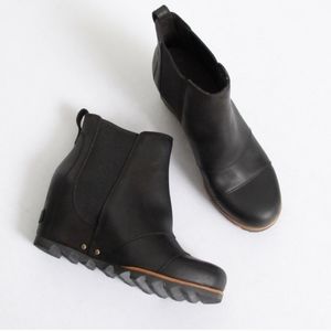 SALE ❗Sorel Lea Wedge Booties